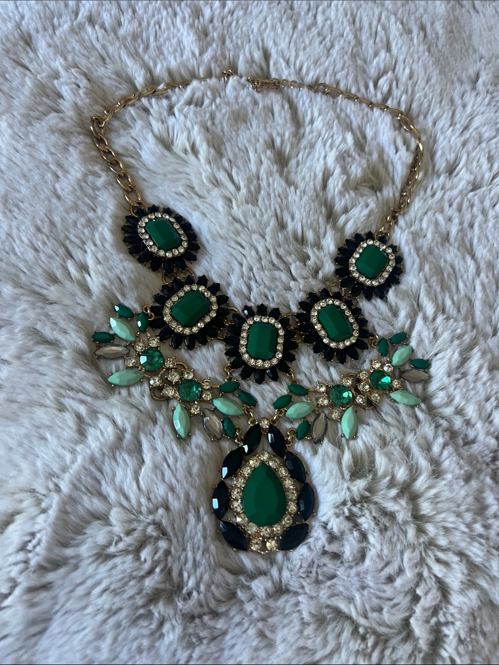 Gold-Tone Emerald Statement Necklace - Unbranded